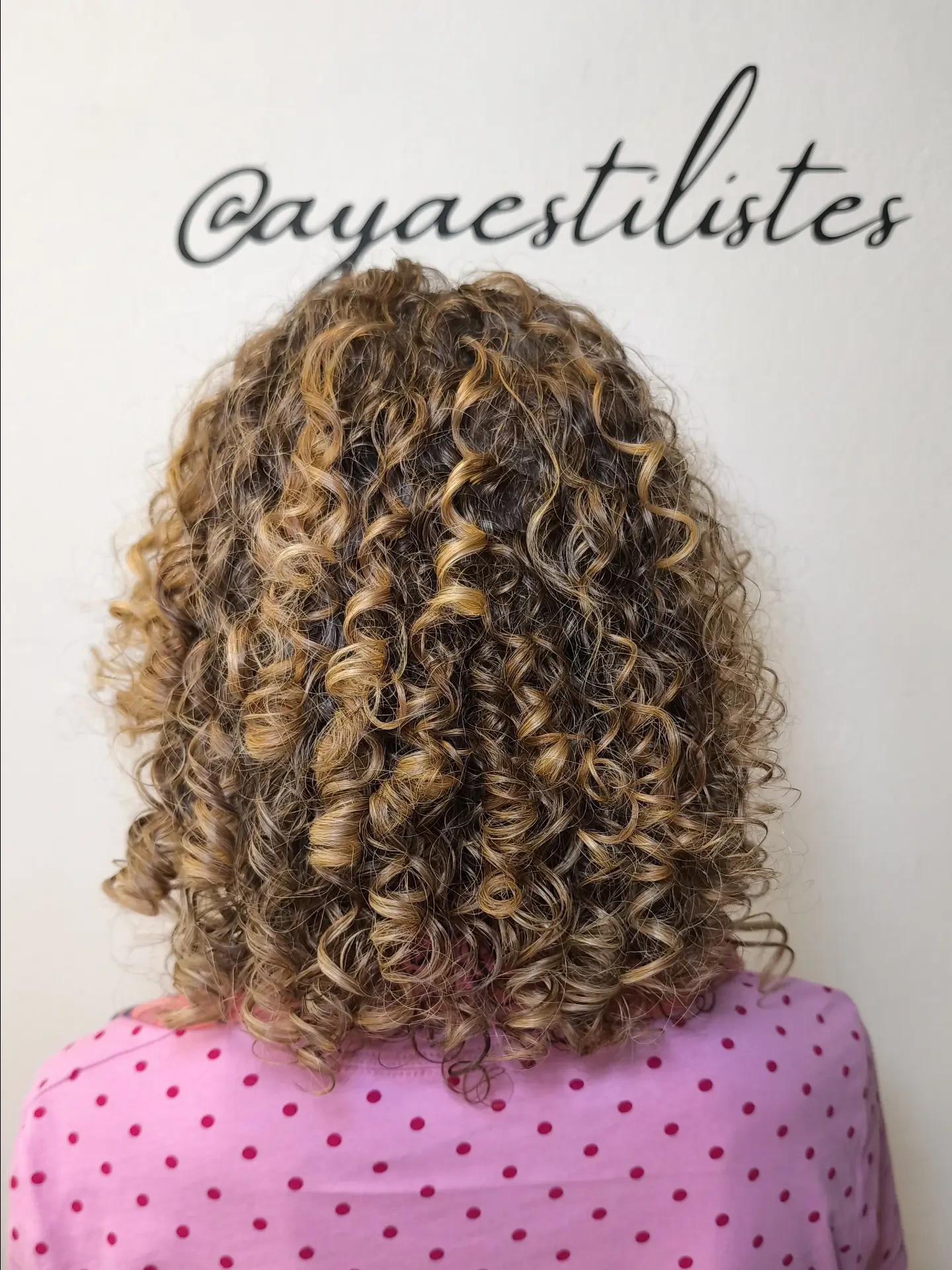 AYA Estilistes en Instagram